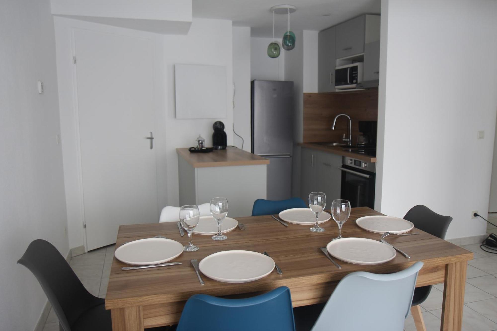 Apptt Renove Bien Situe Parking Terrasse Velos Apartment Blois